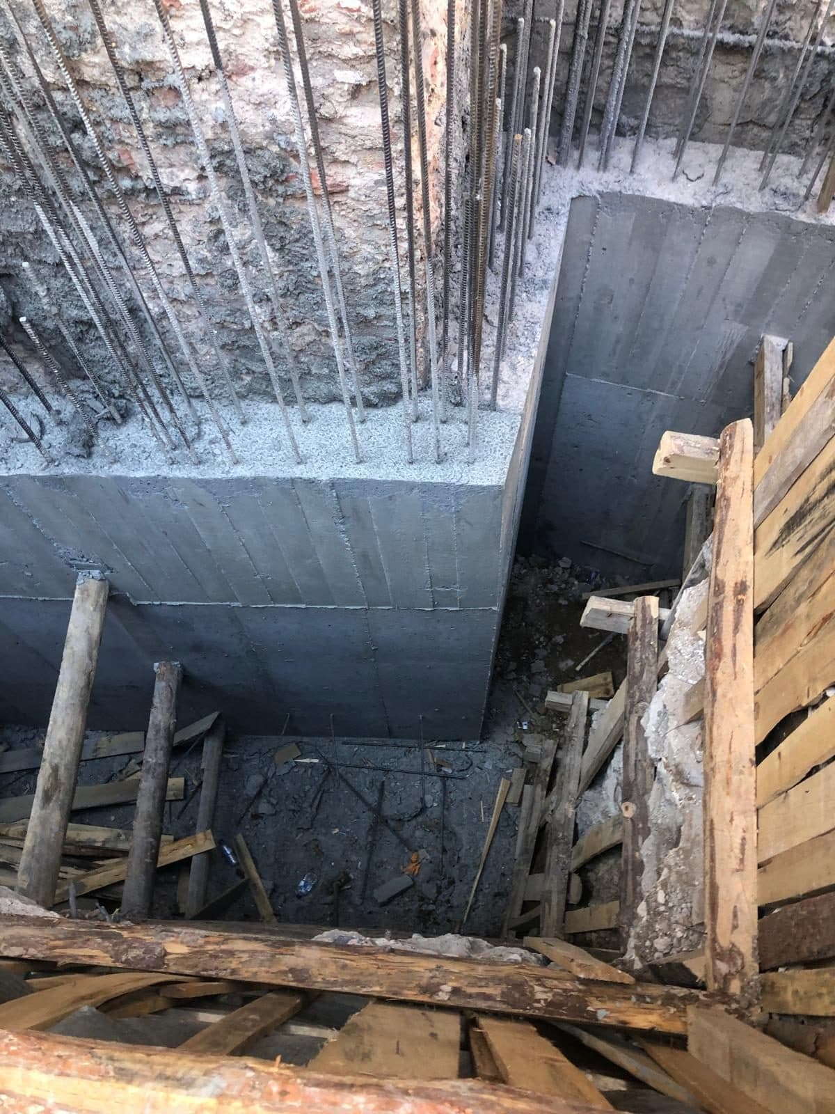 Kuyu perdenin beton ve iksa detayı